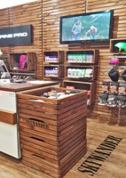 Alpine Pro - Vybavení prodejny od JPL design SKYWANDER